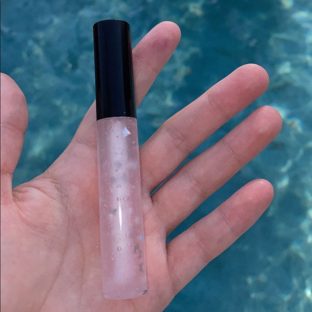 Lip gloss